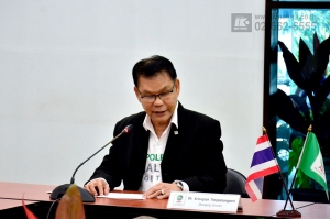 ไฮลักซ์ รีโว่