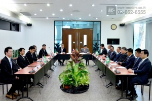 ไฮลักซ์ รีโว่