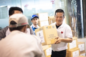 เค.มอเตอร์ส ร่วมน้ำใจ มอบสิ่งของบริจาคให้ผู้ประสบภัยจ.อุบลฯ