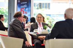 ศูนย์บริการซ่อมตัวถังและสี