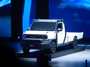 Hilux Revo BEV Concept