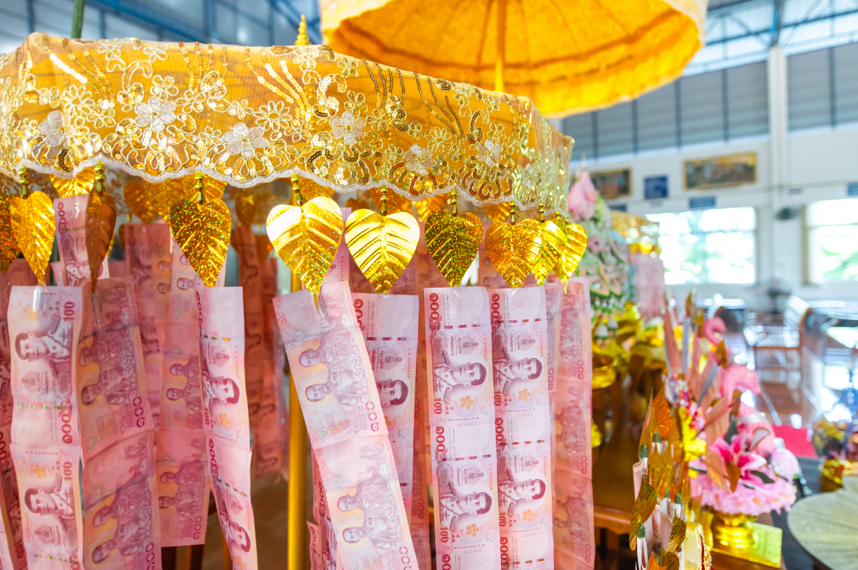 ร่วมถวายกฐิน TOYOTA K.MOTORS