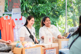 ร่วมถวายกฐิน