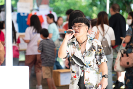 ร่วมถวายกฐิน