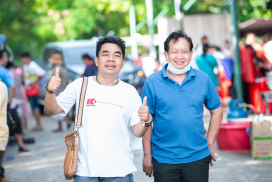 ร่วมถวายกฐิน