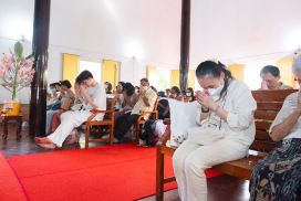 ร่วมถวายกฐิน