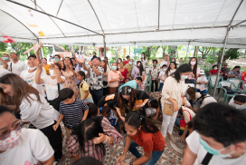 ร่วมถวายกฐิน