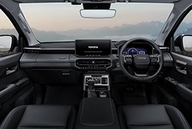 TOYOTA HILUX TRAVO 2025