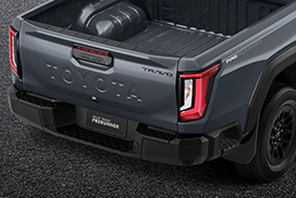 TOYOTA HILUX TRAVO 2025